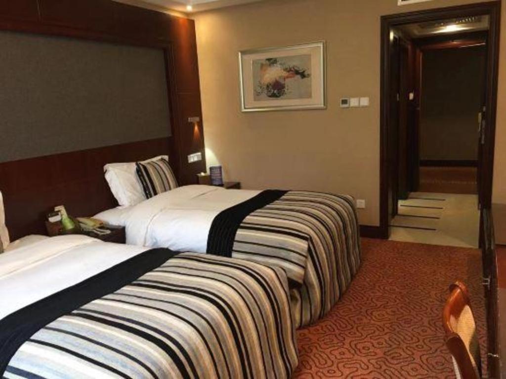 Yantai Golden Gulf Hotel Buitenkant foto