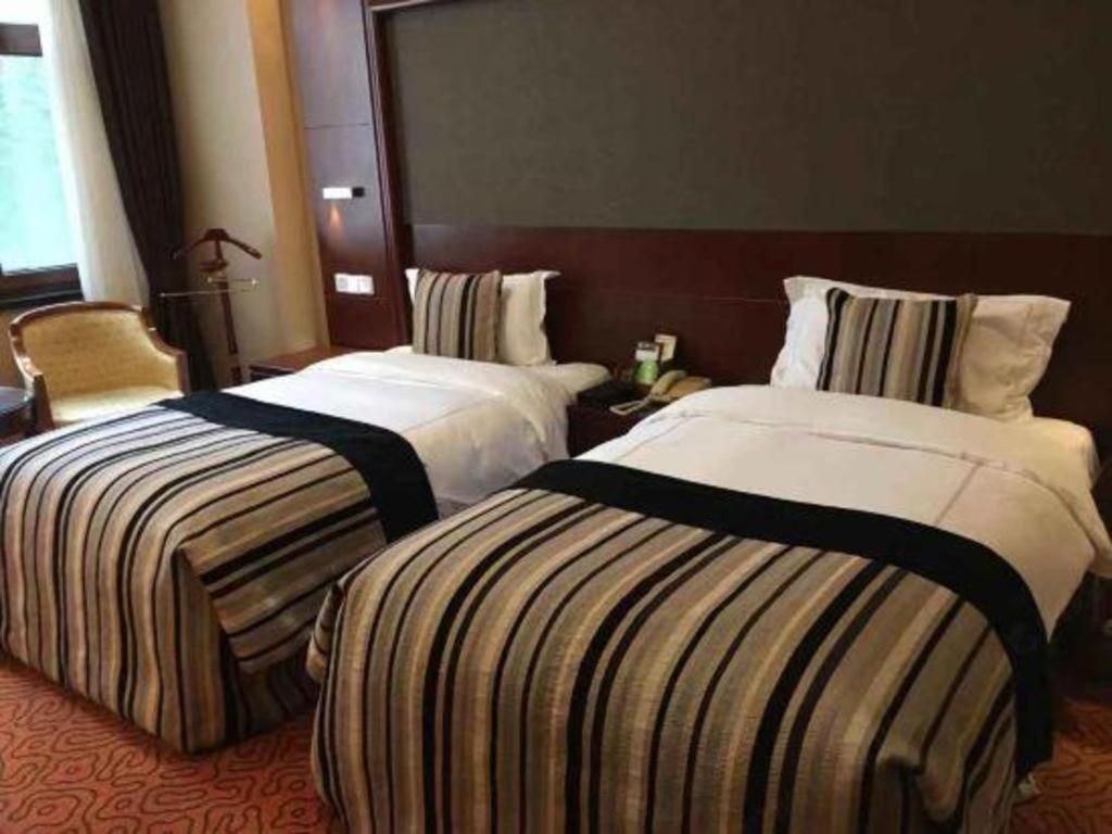 Yantai Golden Gulf Hotel Buitenkant foto
