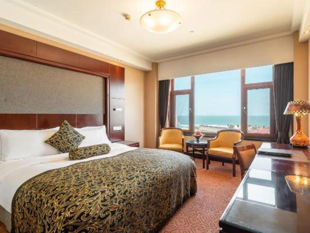 Yantai Golden Gulf Hotel Buitenkant foto