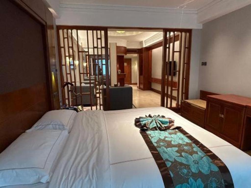 Yantai Golden Gulf Hotel Buitenkant foto
